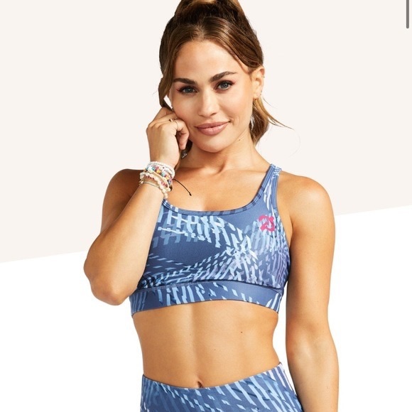 Peloton Blue Patterned Leggings and Top Set - Picture 9 of 12